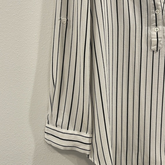 TIMING Black & White Striped Long Sleeve Blouse Size L. - Picture 4 of 7